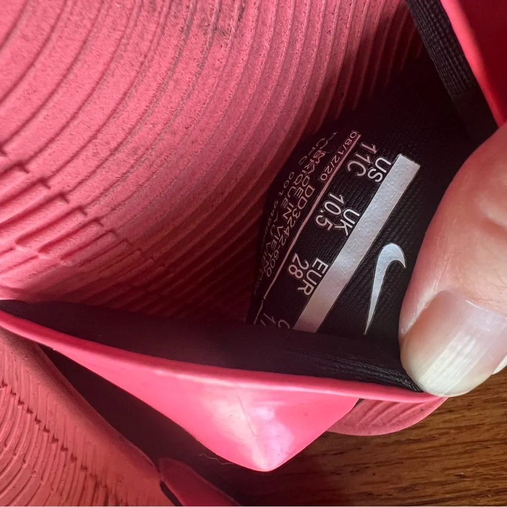 Nike girls slides